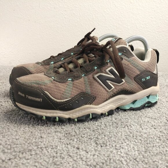 New Balance 570 v2 All Terrain Trail Shoes Womens 7.5 D WIDE Sneakers WT570BB - Picture 1 of 9